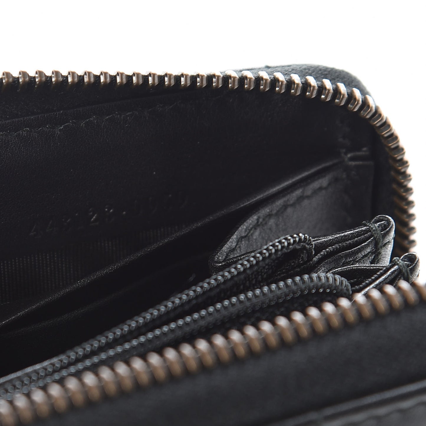 Calfskin Matelasse Pearly GG Marmont Zip Around Wallet Black