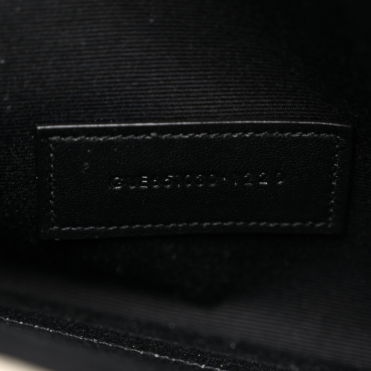 Saint Laurent Grain De Poudre Textured Mixed Matelasse Triquilt Monogram Clutch Blanc Vintage 7 of 7