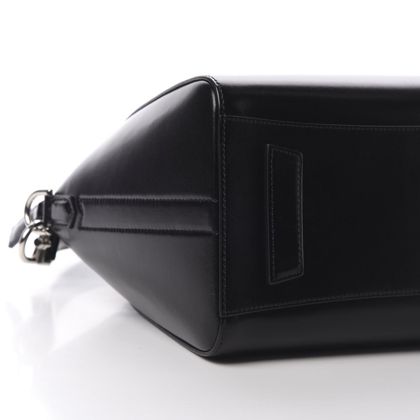 Shiny Lord Calfskin Small Antigona Black