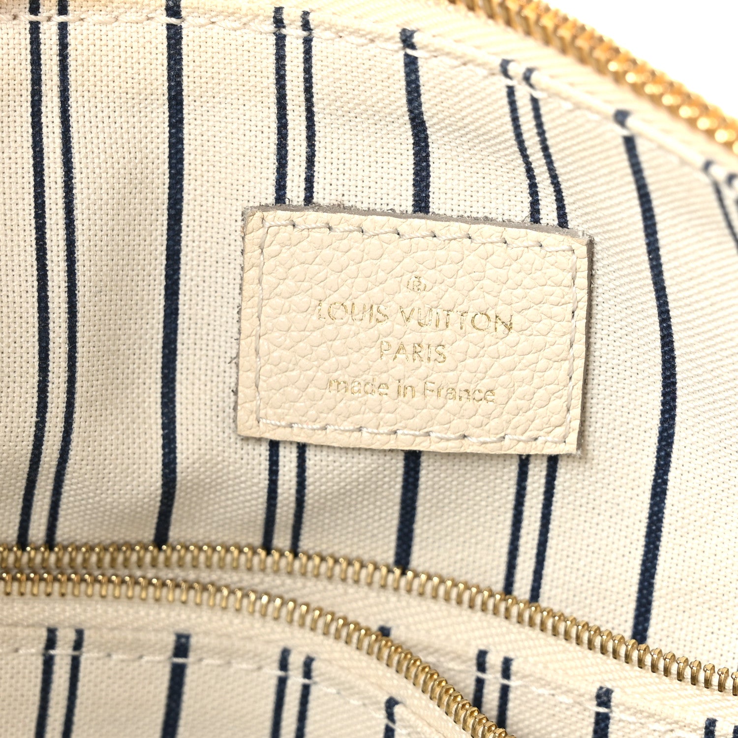 Louis Vuitton Empreinte Lumineuse PM Neige 6 of 11