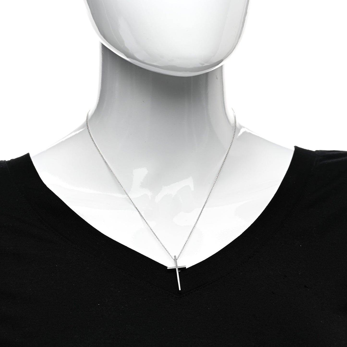18K White Gold Metro Cross Pendant Necklace