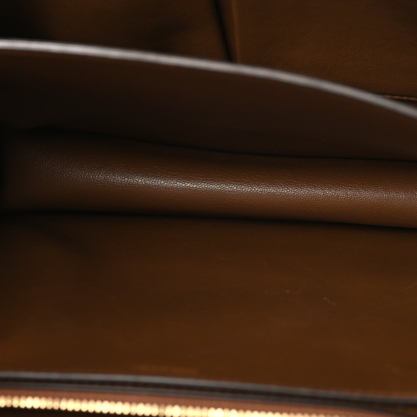 Box Calfskin Medium Classic Box Flap Bag Camel