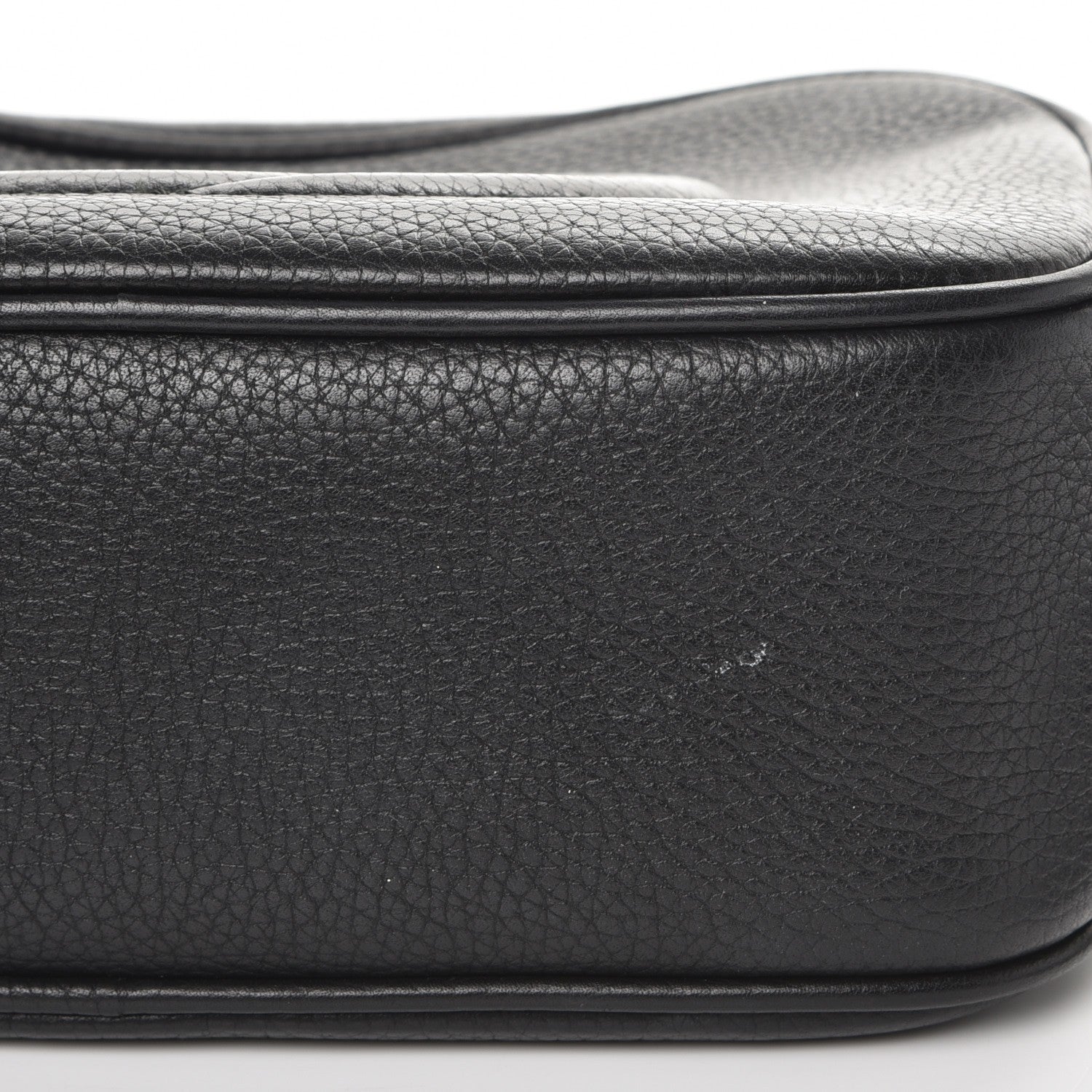 Gucci Pebbled Calfskin Small Soho Disco Bag Black 8 of 8