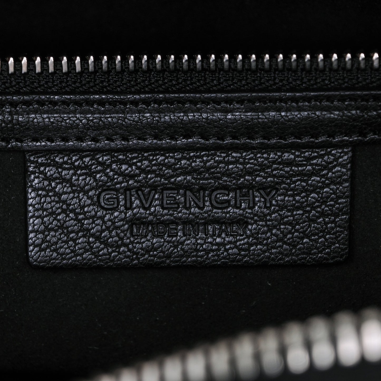 Sugar Goatskin Medium Chain Animation Lucrezia Black