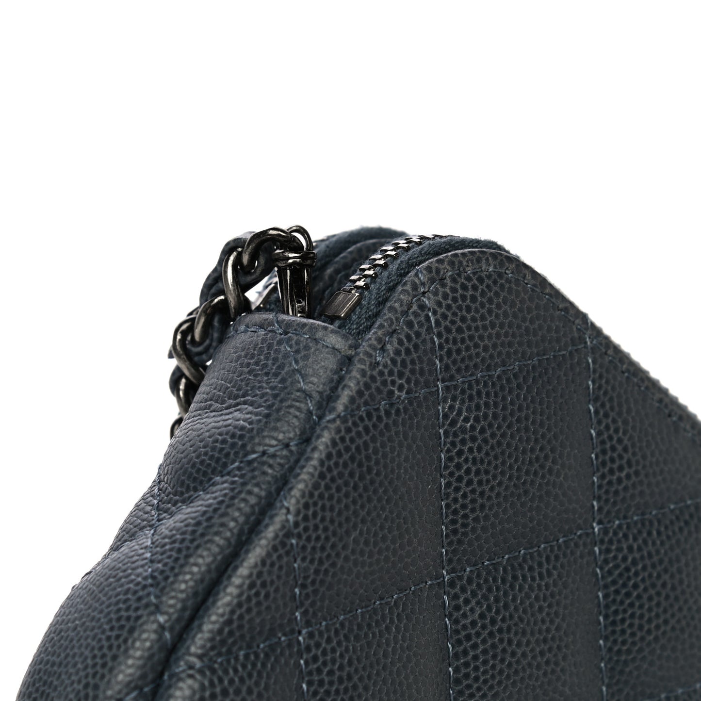 Caviar Quilted Small Clutch With Chain Grey