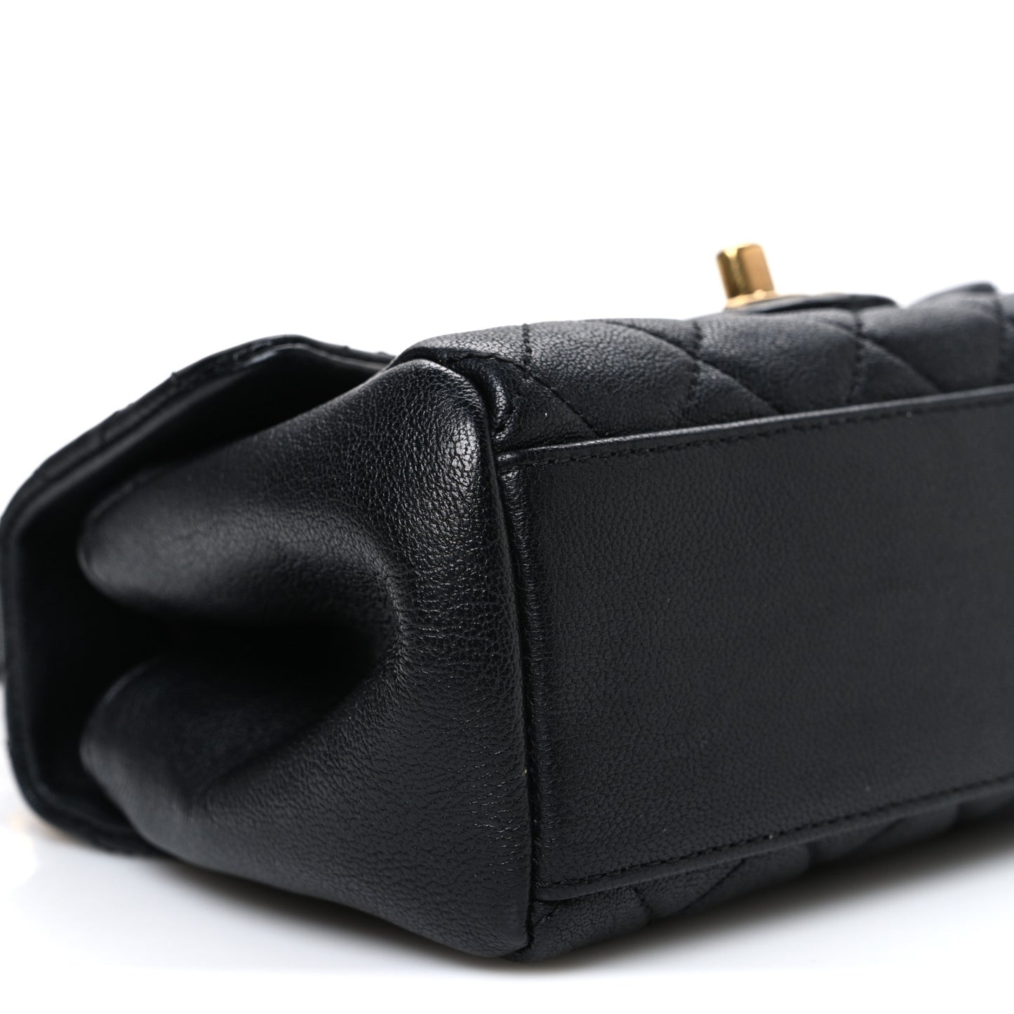 Shiny Sheepskin Quilted Mini Trapezio Flap Black