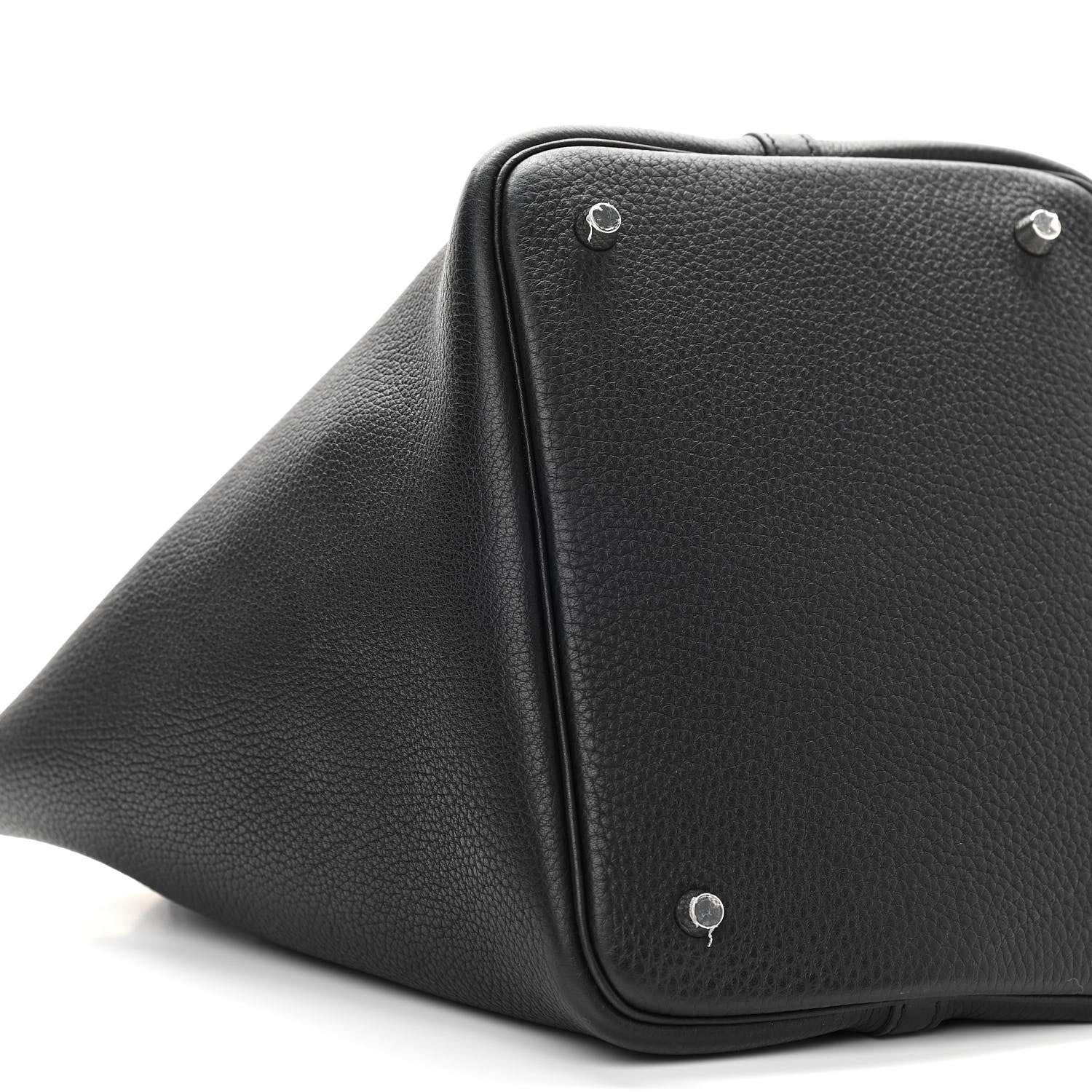 Hermes Taurillon Clemence Picotin Lock 22 MM Black Gold 9 of 10