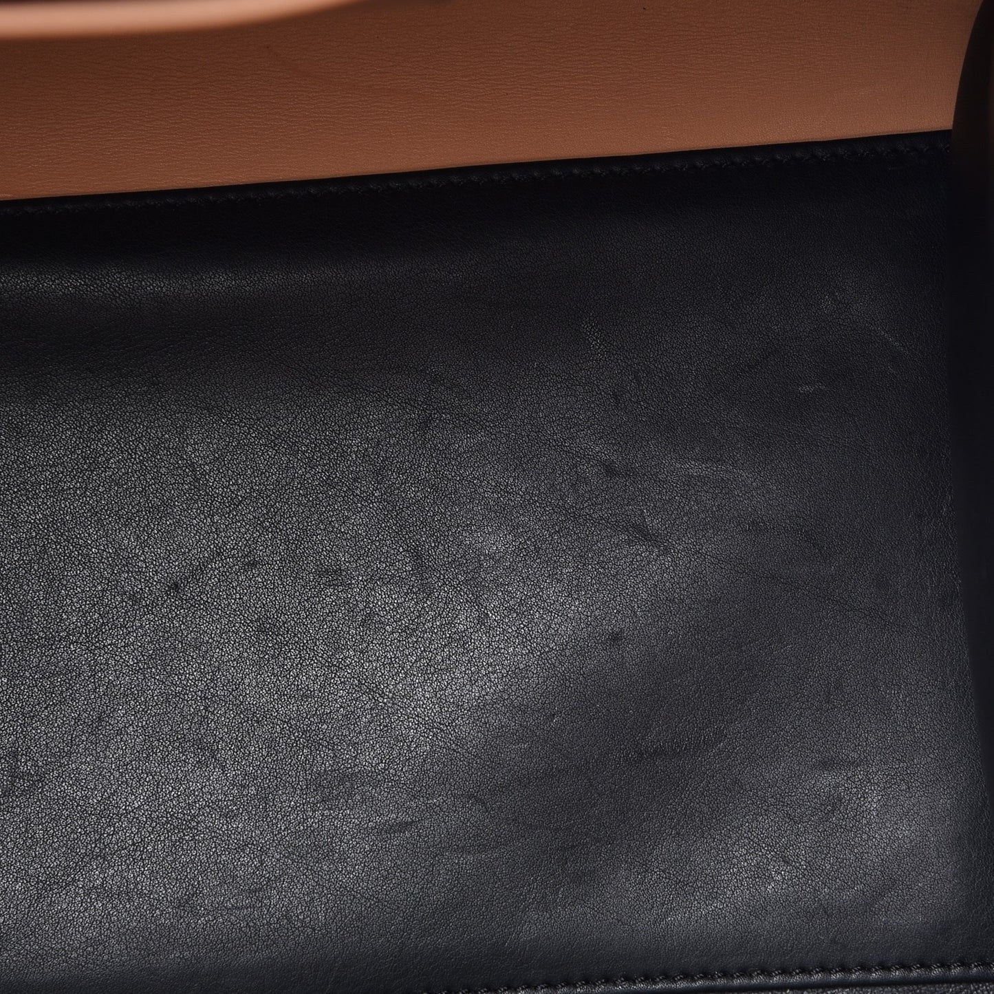 Calfskin City Steamer XL Black Creme Bourgogne