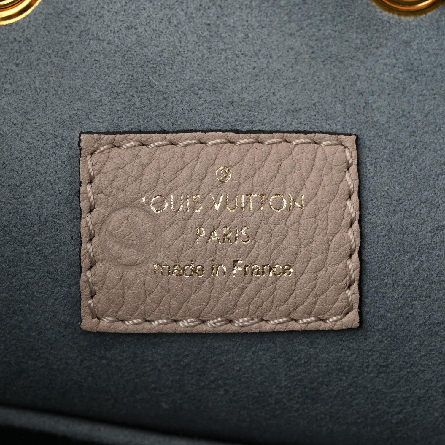 Louis Vuitton Calfskin Lockme Bucket MM Greige 6 of 9