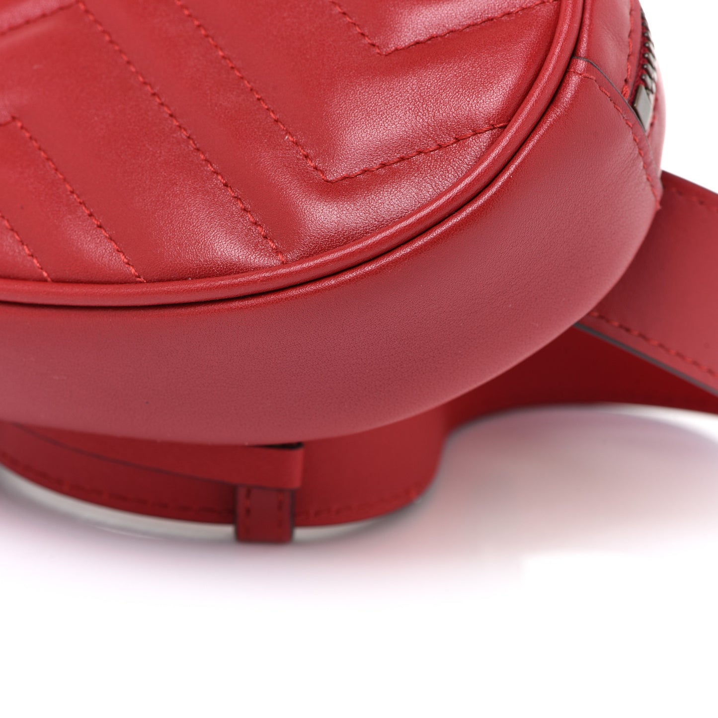 GUCCI Calfskin Matelasse GG Marmont Belt Bag 85 34 Hibiscus Red