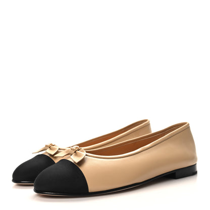 Chanel Lambskin Grosgrain Cap Toe Pearl CC Ballerina Flats 40 Beige Black 3 of 9