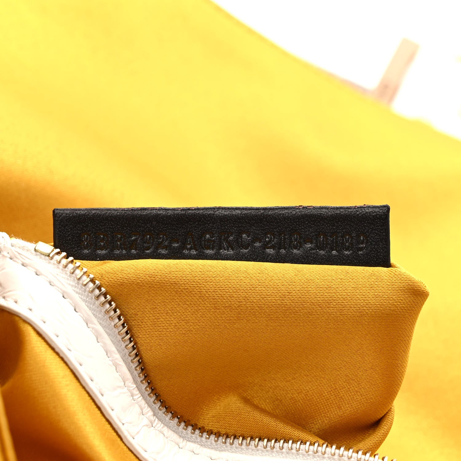 Fendi Satin Sequin Paillettes Elaphe Plexiglass Baguette 1997 Giallo Avorio 7 of 10