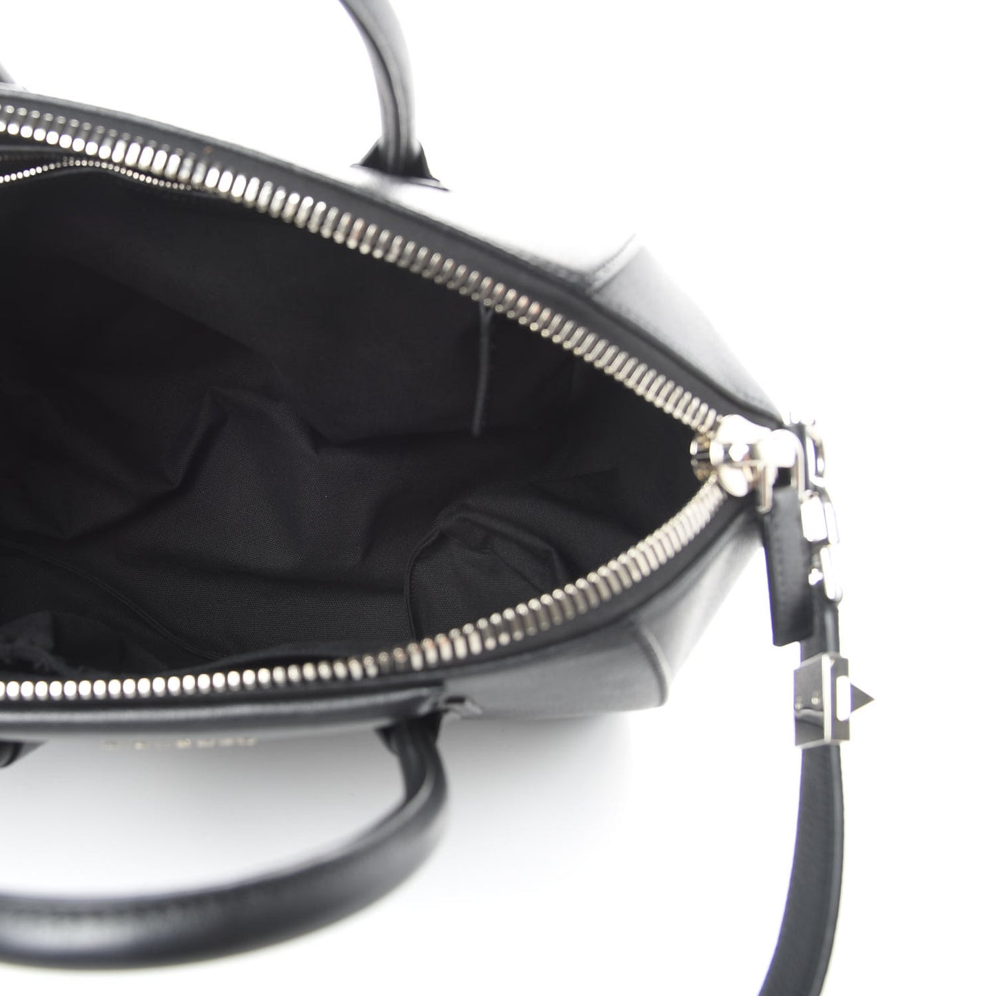 Sugar Goatskin Medium Antigona Black