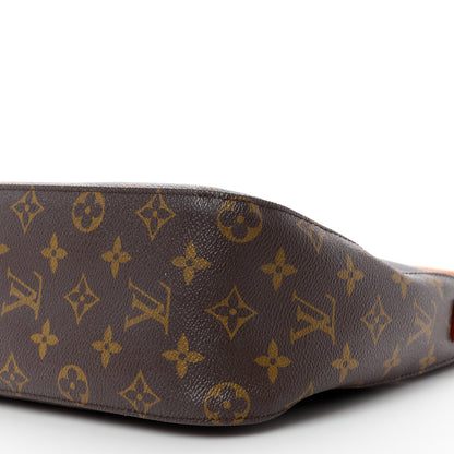 Louis Vuitton Monogram Looping MM 10 of 14