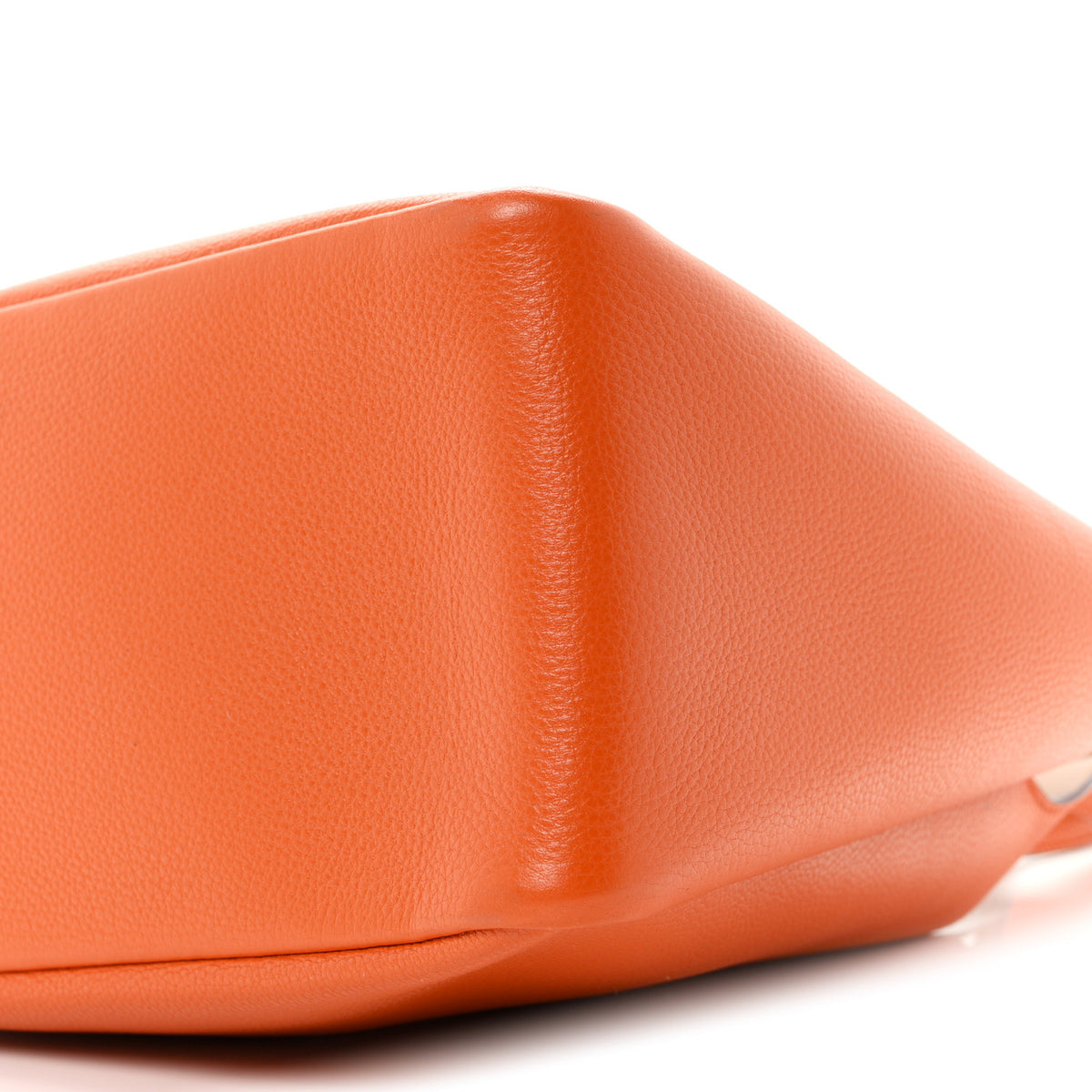 Vitello Daino Soft Medium Dynamique Tote Papaya Caramello