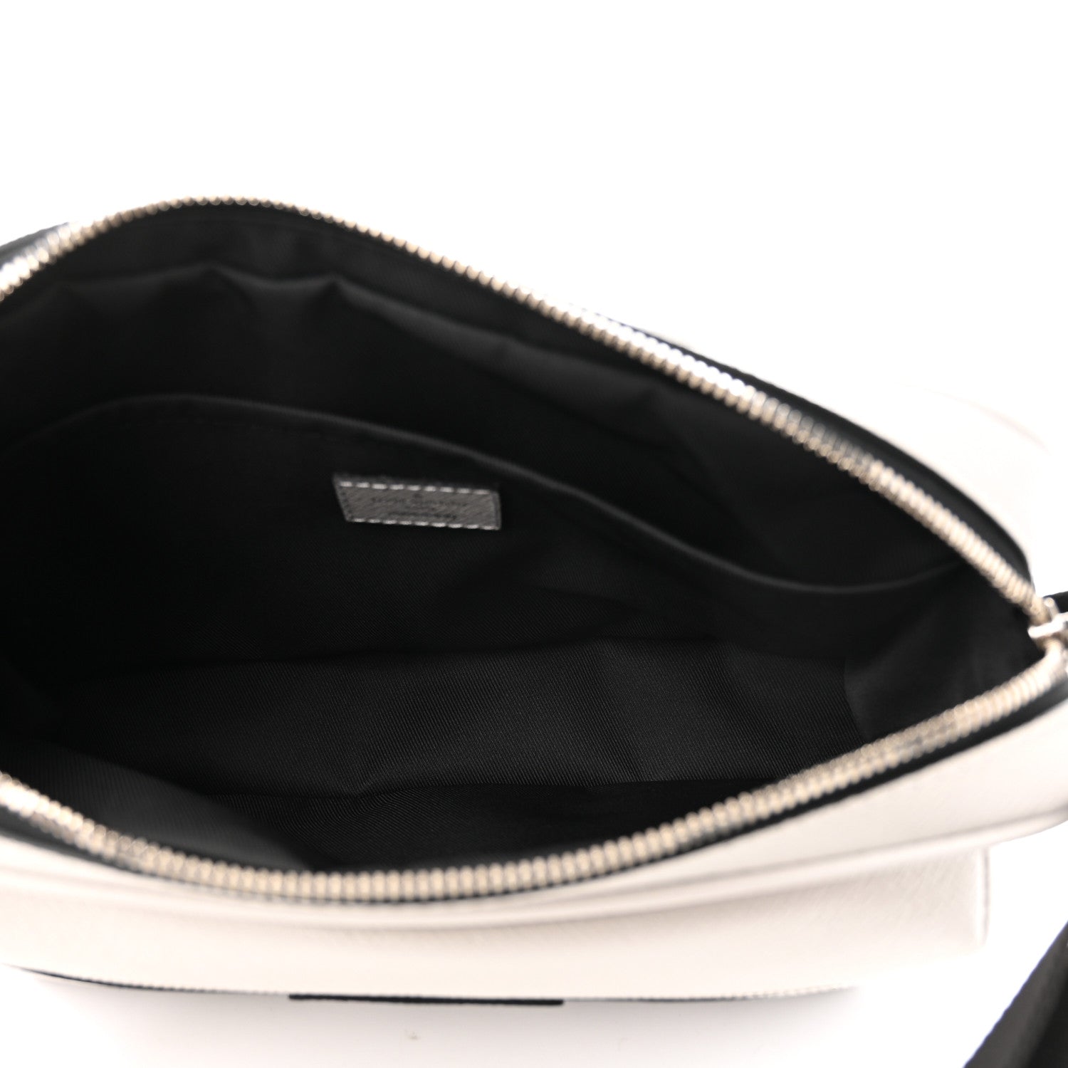 Louis Vuitton Taigarama Outdoor Messenger Antartica 5 of 9