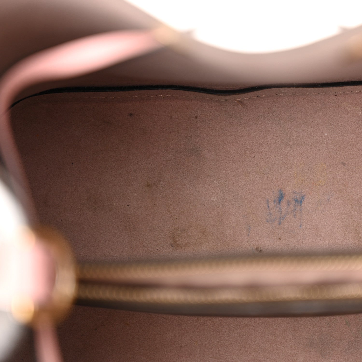 Louis Vuitton Monogram Neonoe MM Rose Poudre 12 of 15