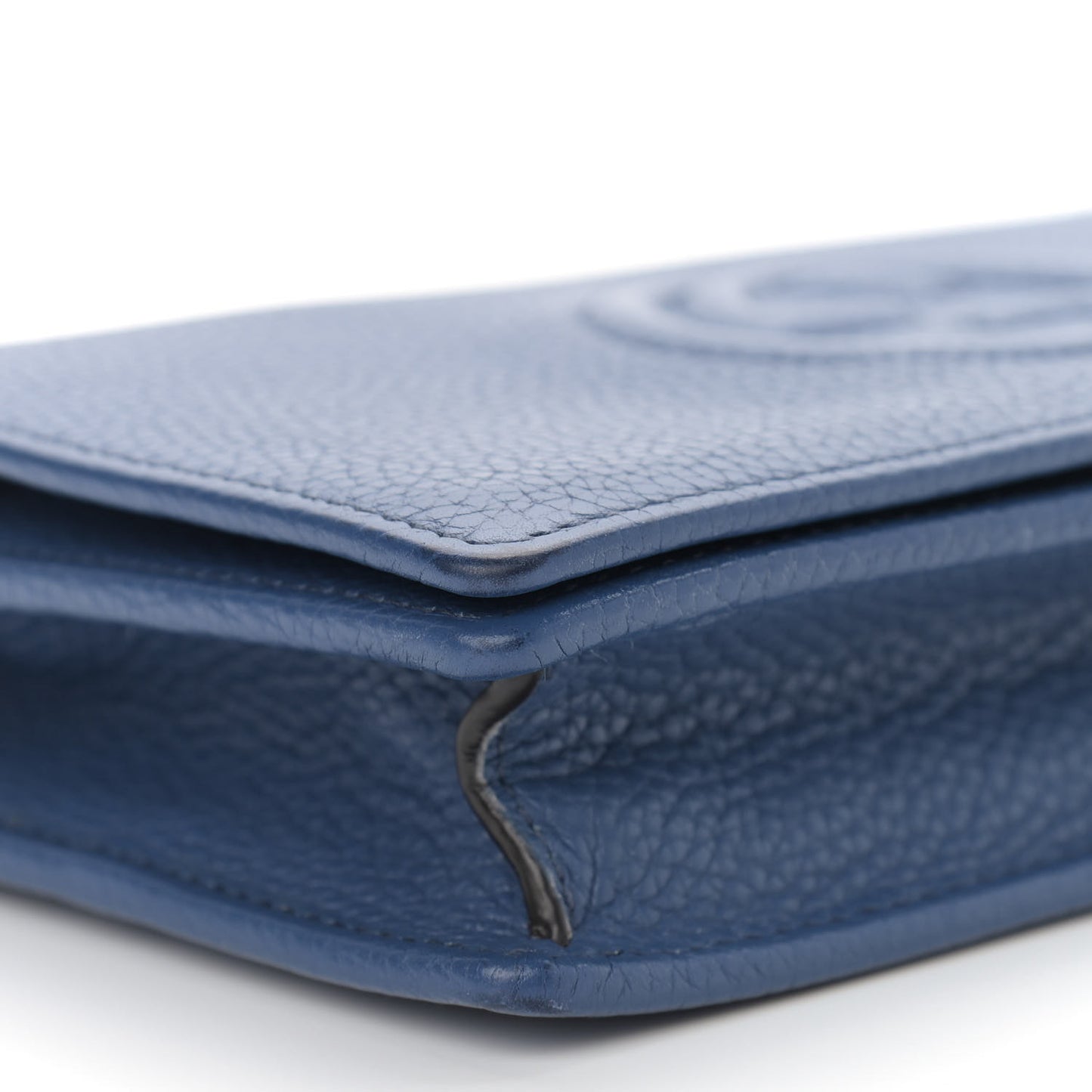 Pebbled Calfskin Soho Wallet on Chain Caspian