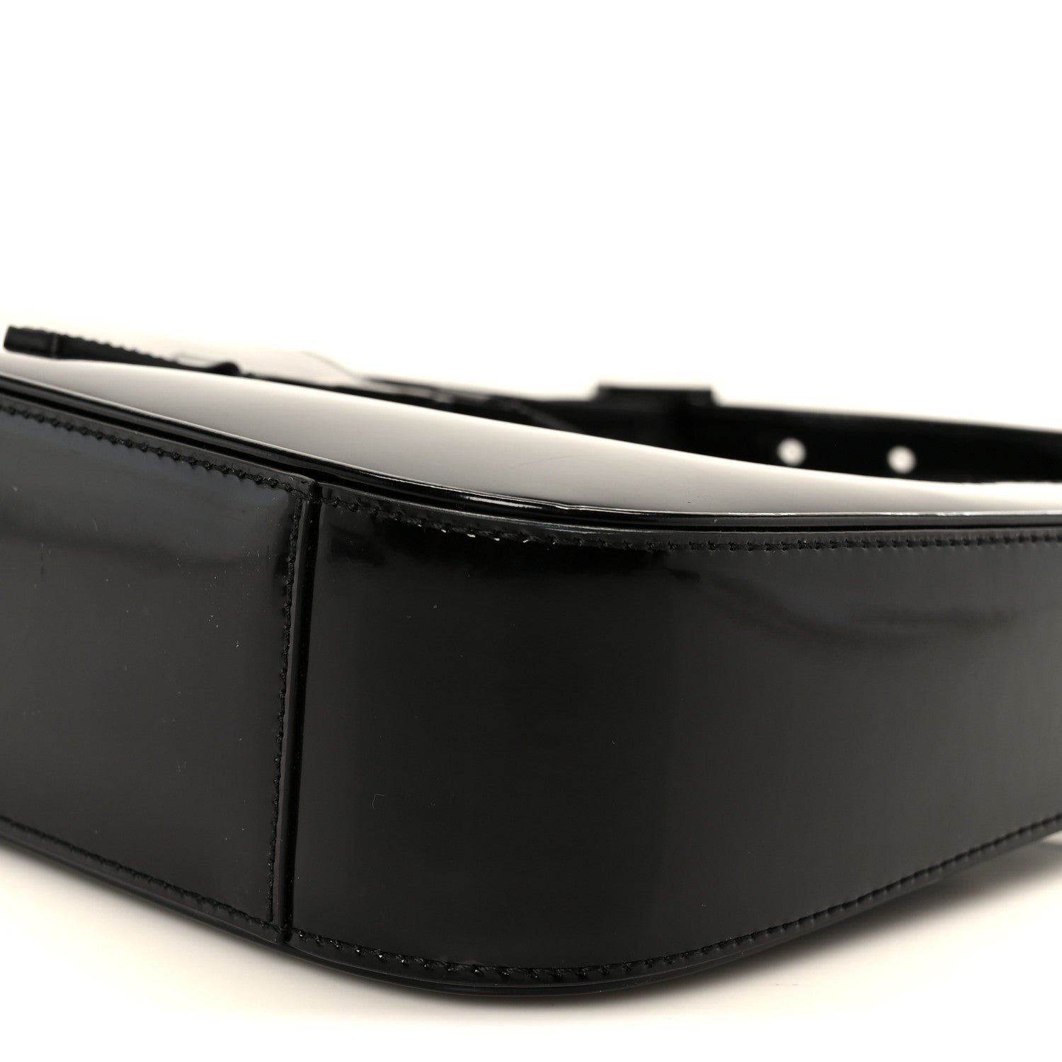 Saint Laurent Patent Le 5 A 7 Monochrome Hobo Black 11 of 12