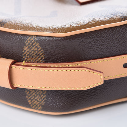 Louis Vuitton Reverse Monogram Giant Boite Chapeau Souple 8 of 10