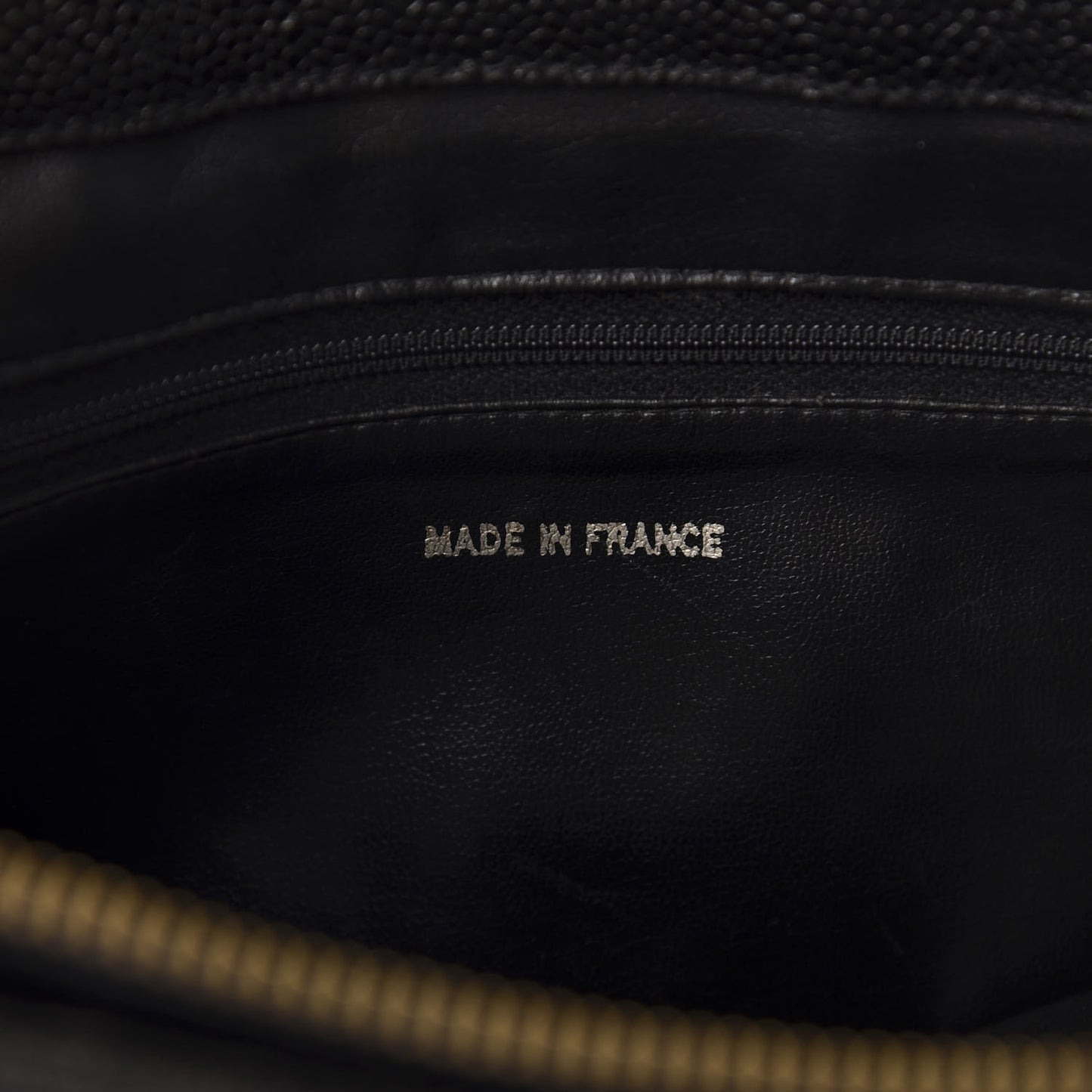 Caviar CC Shoulder Bag Black