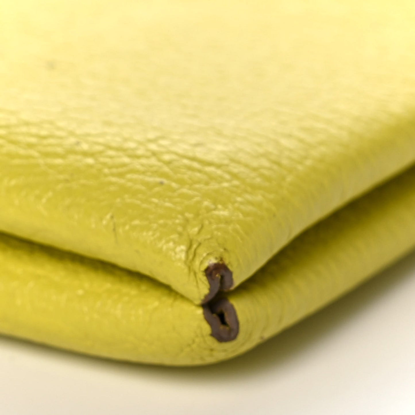 Chevre Mysore Calvi Card Case Lime