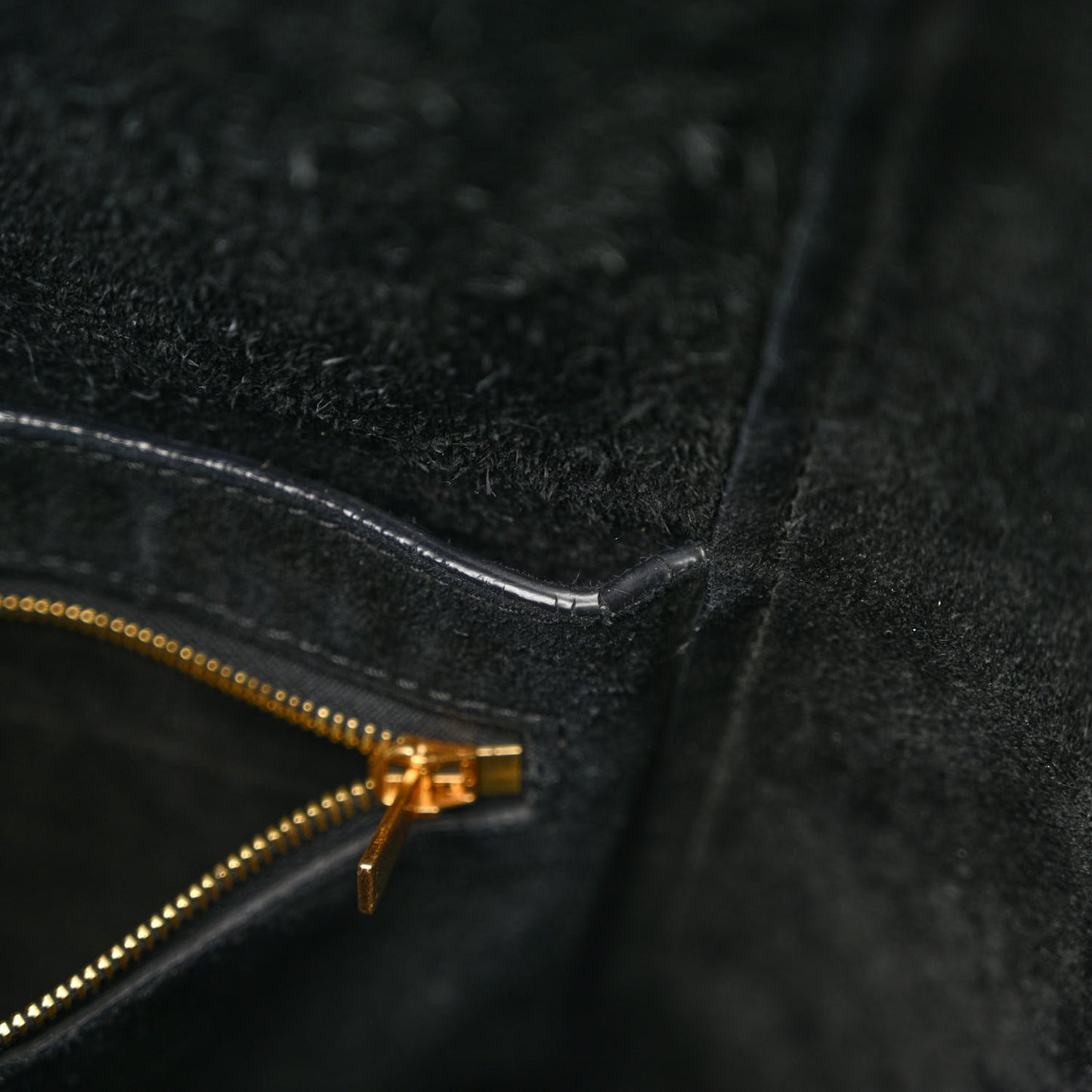 Soft Grained Calfskin Small Sangle Bucket Bag Black