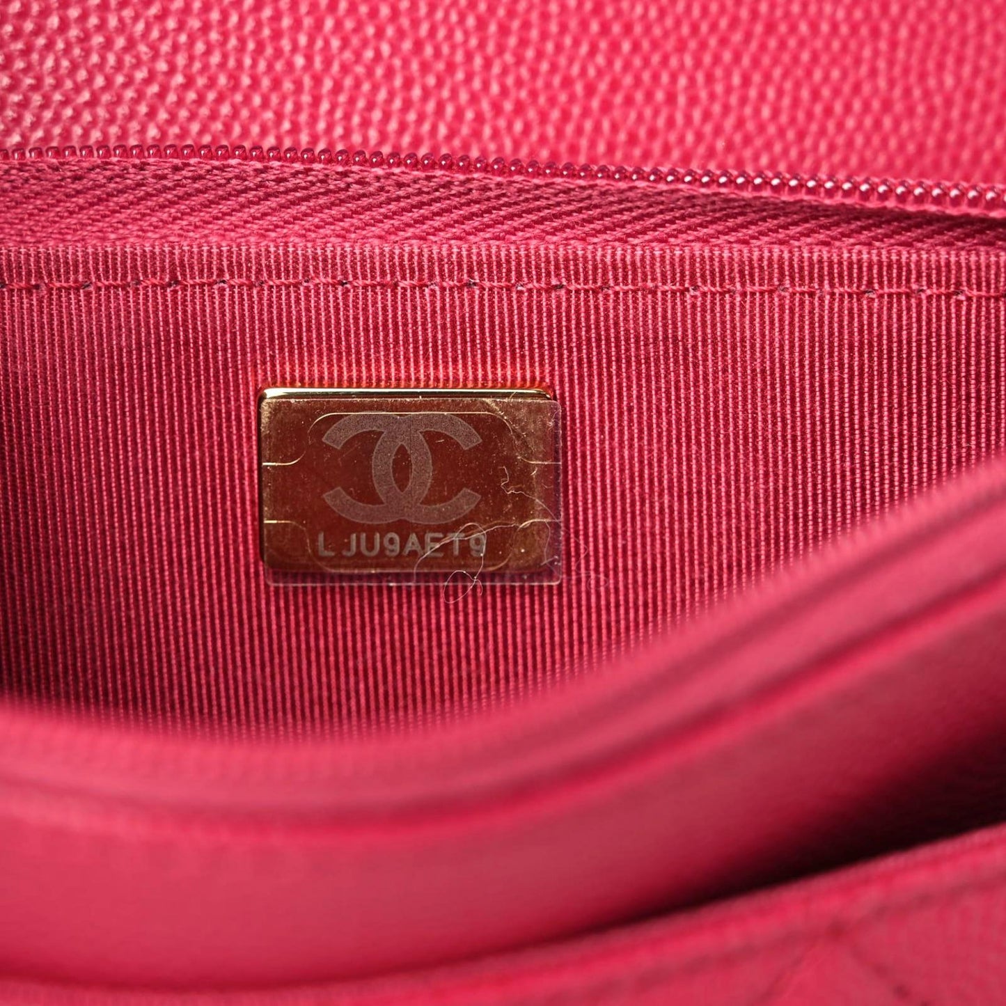 Caviar Quilted Wallet On Chain WOC Dark Pink