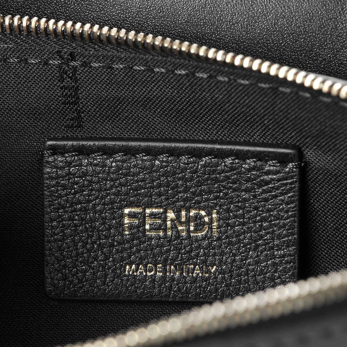 Vitello Liberty Lucido F is Fendi Medium Envelope Wallet on Chain Black