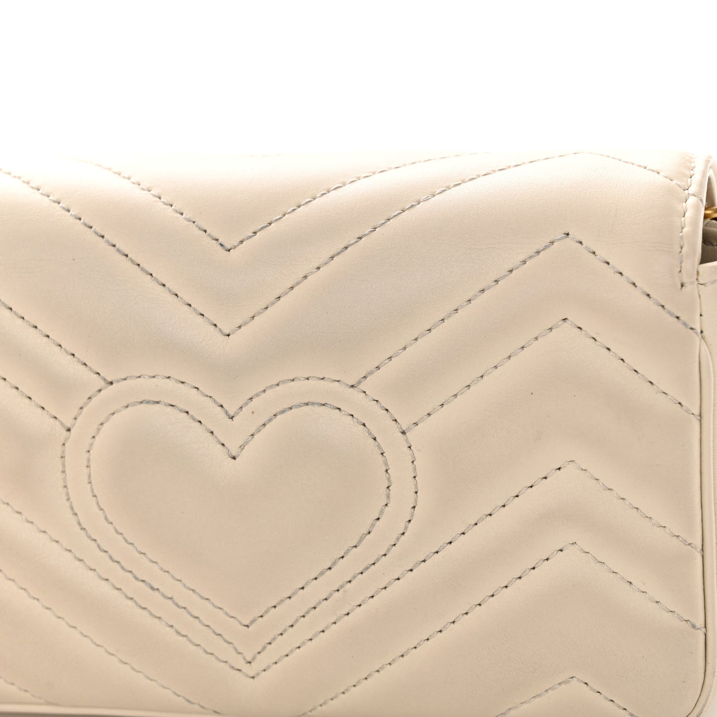 Calfskin Matelasse Super Mini GG Marmont Shoulder Bag White