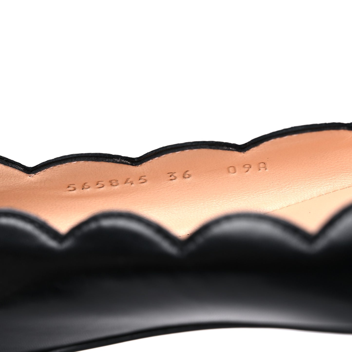 Malaga Kid Interlocking G Pearl Scalloped Flats 36 Black