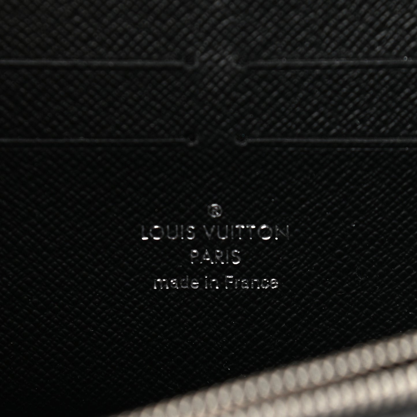 Epi Twist Chain Wallet Black