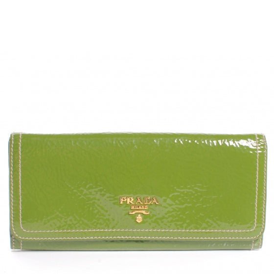 Vernice Continental Wallet Green
