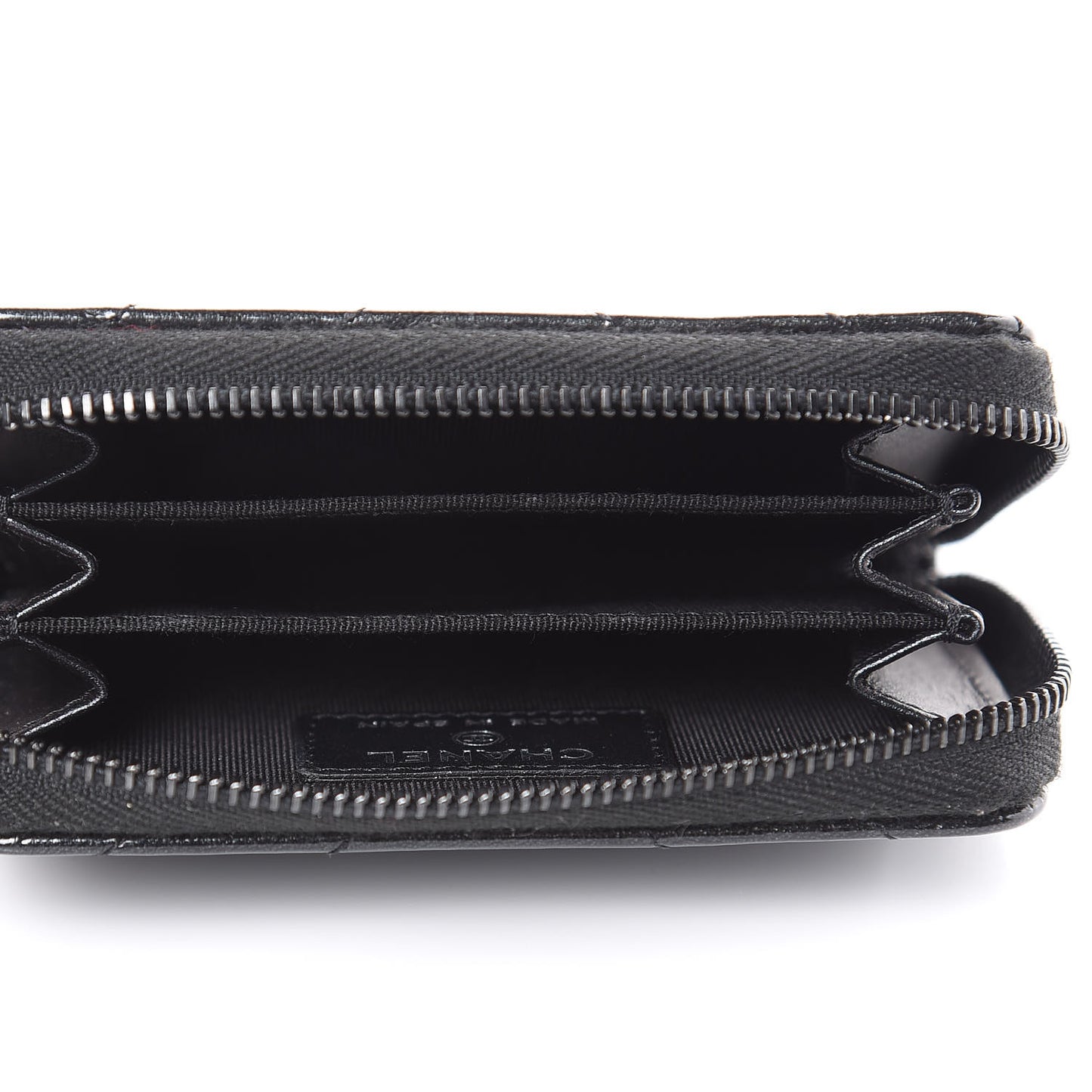 Patent Metallic Crumpled Calfskin Chevron Quilted Coin Purse So Black