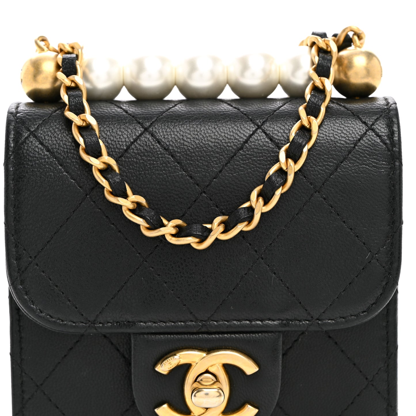 Goatskin Chic Pearls Clutch On Chain Black
