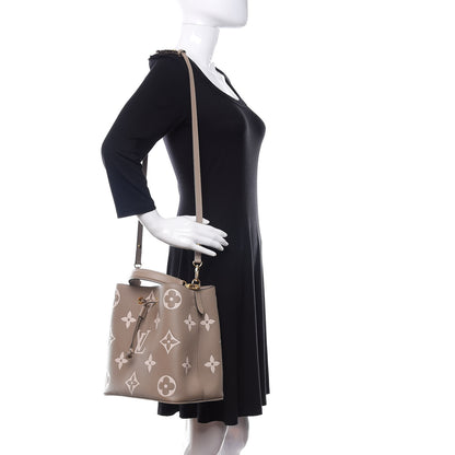 Louis Vuitton Empreinte Monogram Giant Neonoe MM Tourterelle Creme 2 of 10