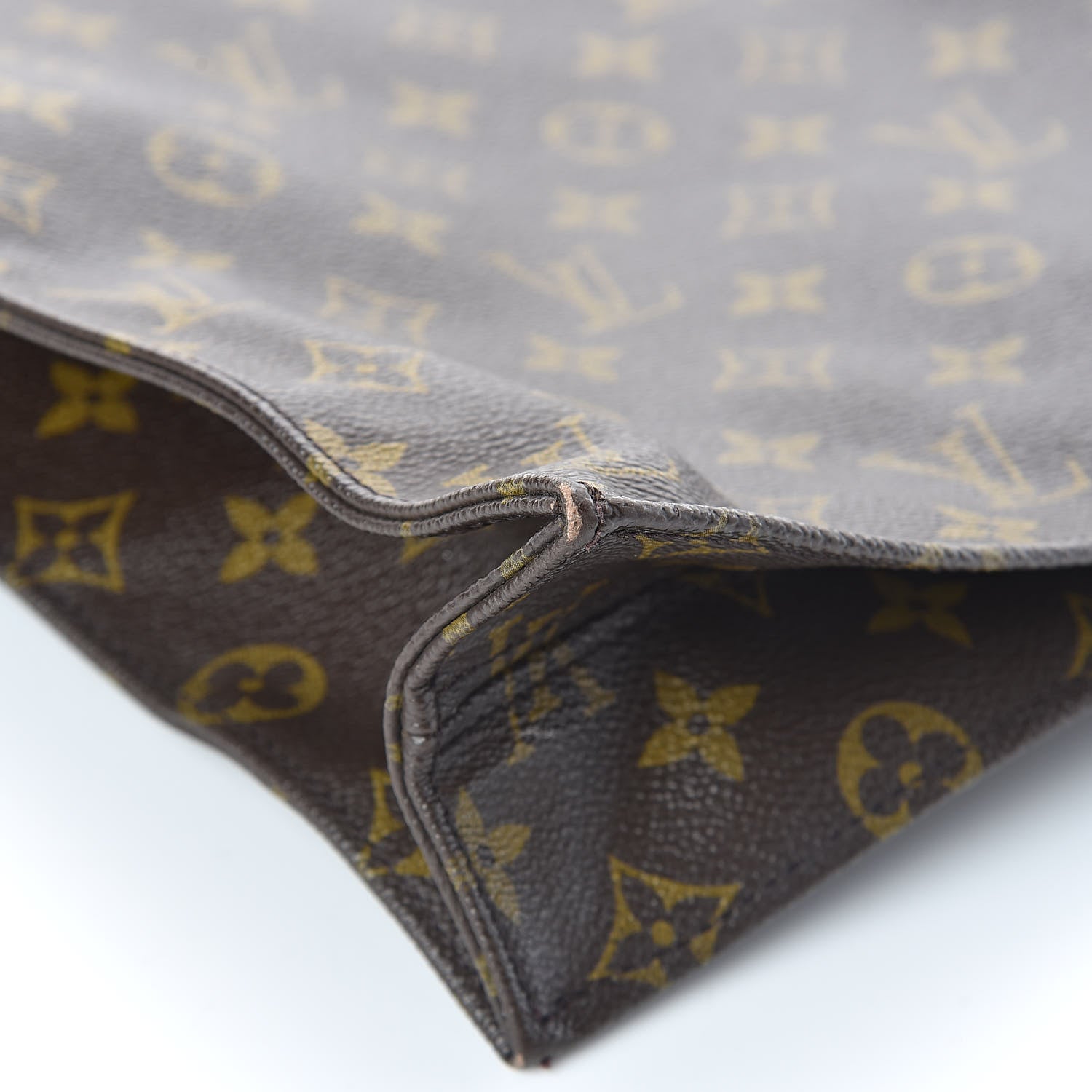 Louis Vuitton Monogram Sac Plat 8 of 17