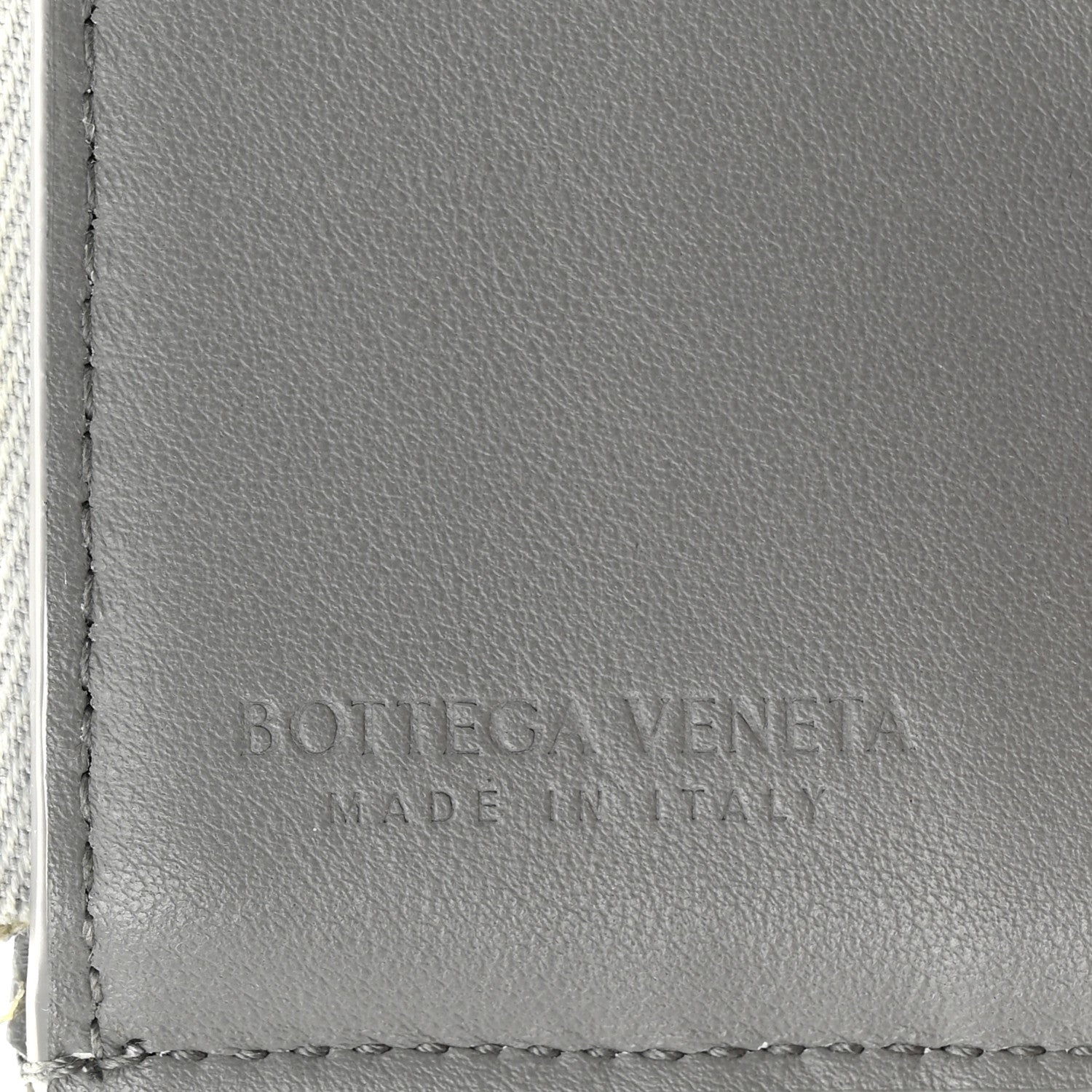 Bottega Veneta Metallic Patent Calfskin Maxi Intrecciato Cassette