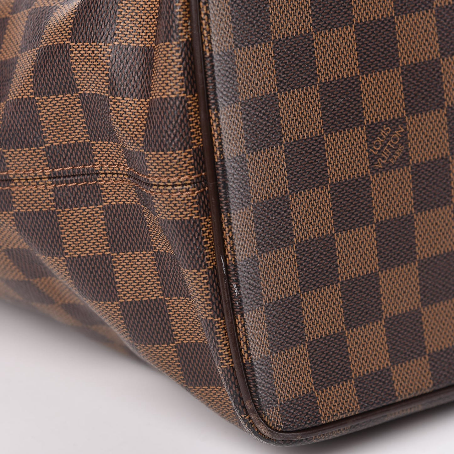 Damier Ebene Saleya MM