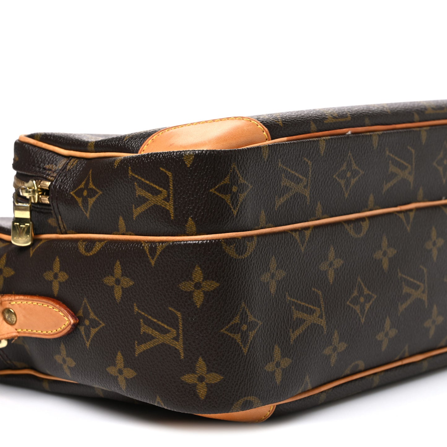 Monogram Nil 28