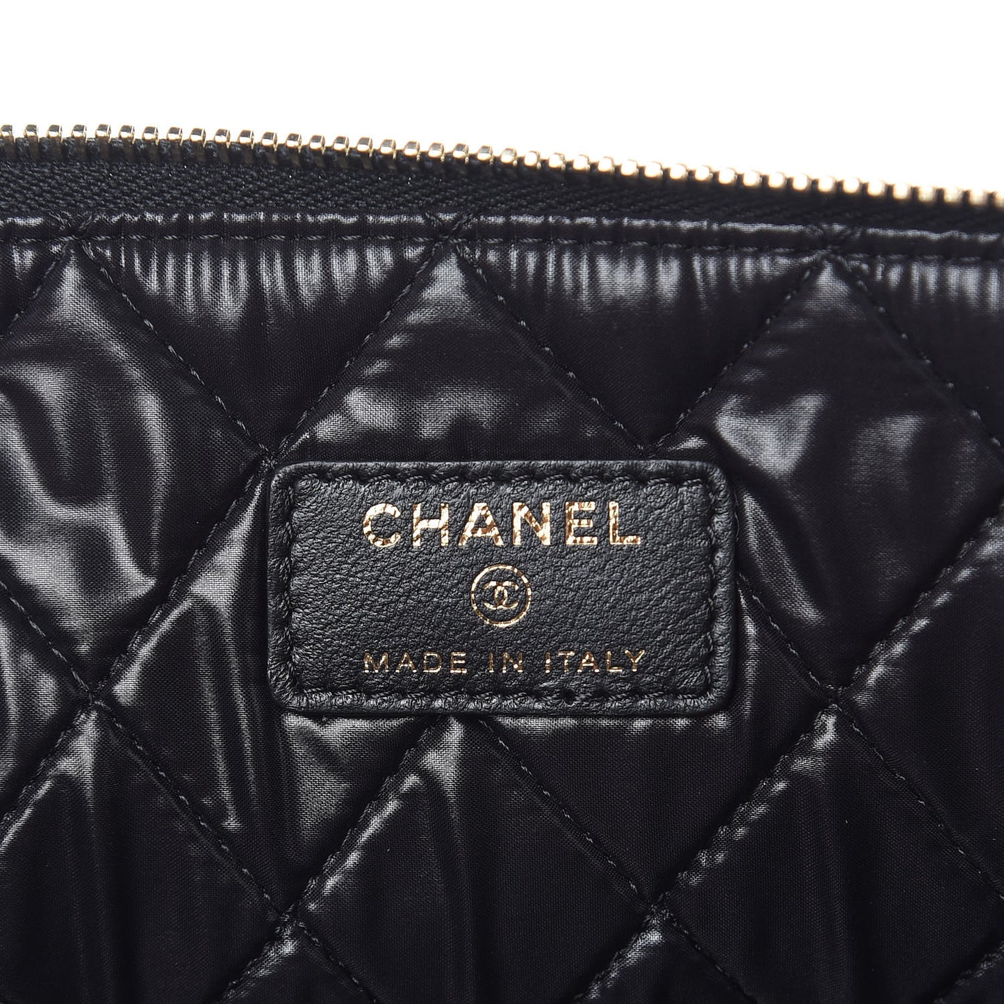 Lambskin Bi Quilted Medium Cosmetic Case Black