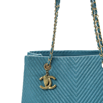 Chanel Wrinkled Lambskin Chevron Quilted Surpique Tote Green 10 of 10