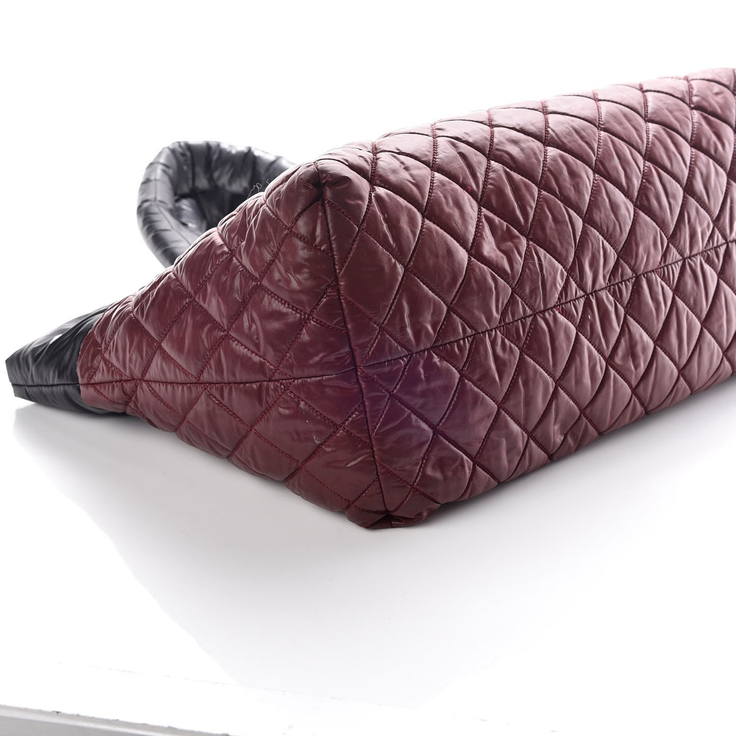Nylon Quilted Medium Coco Cocoon Reversible Tote Black