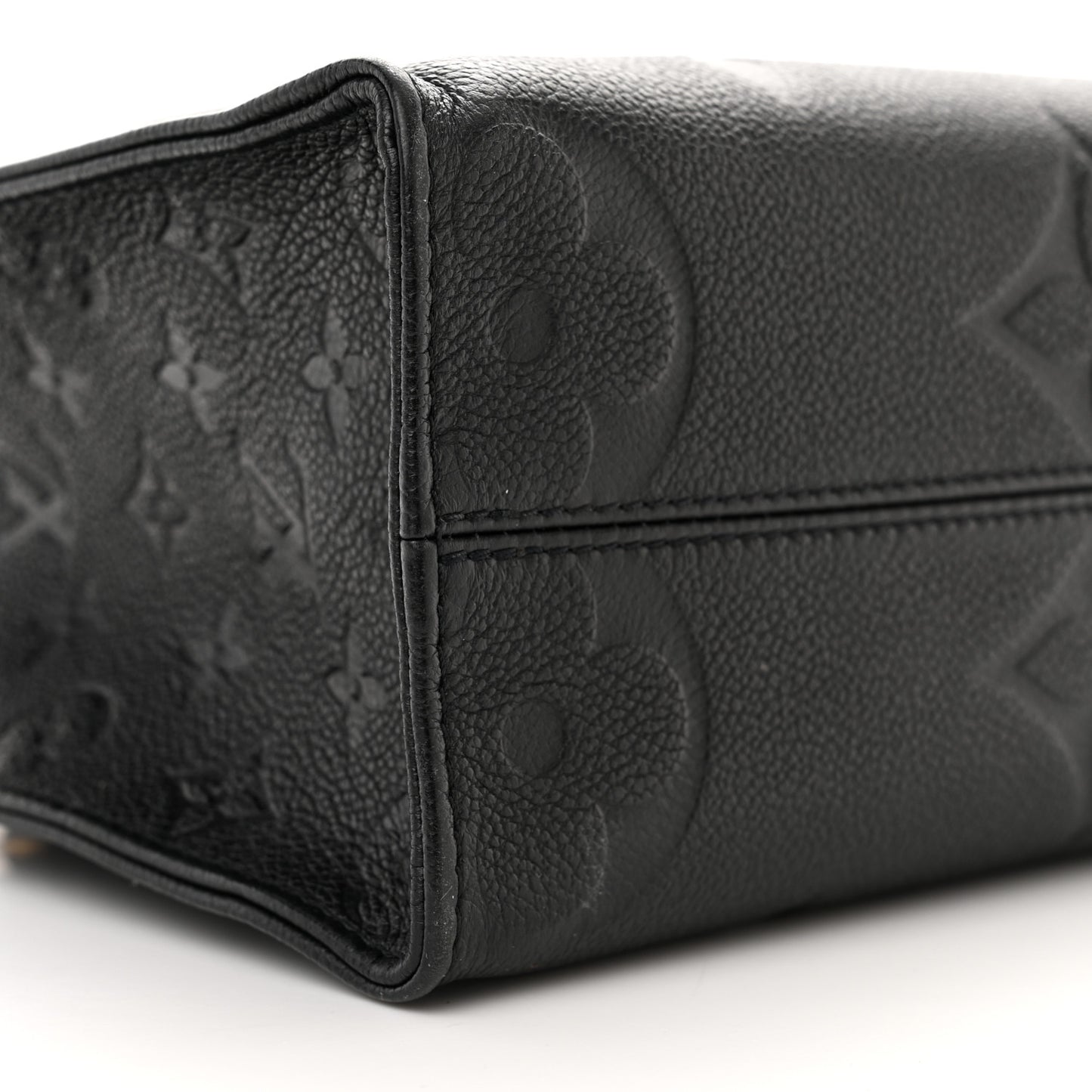 Empreinte Monogram Giant Onthego PM Black