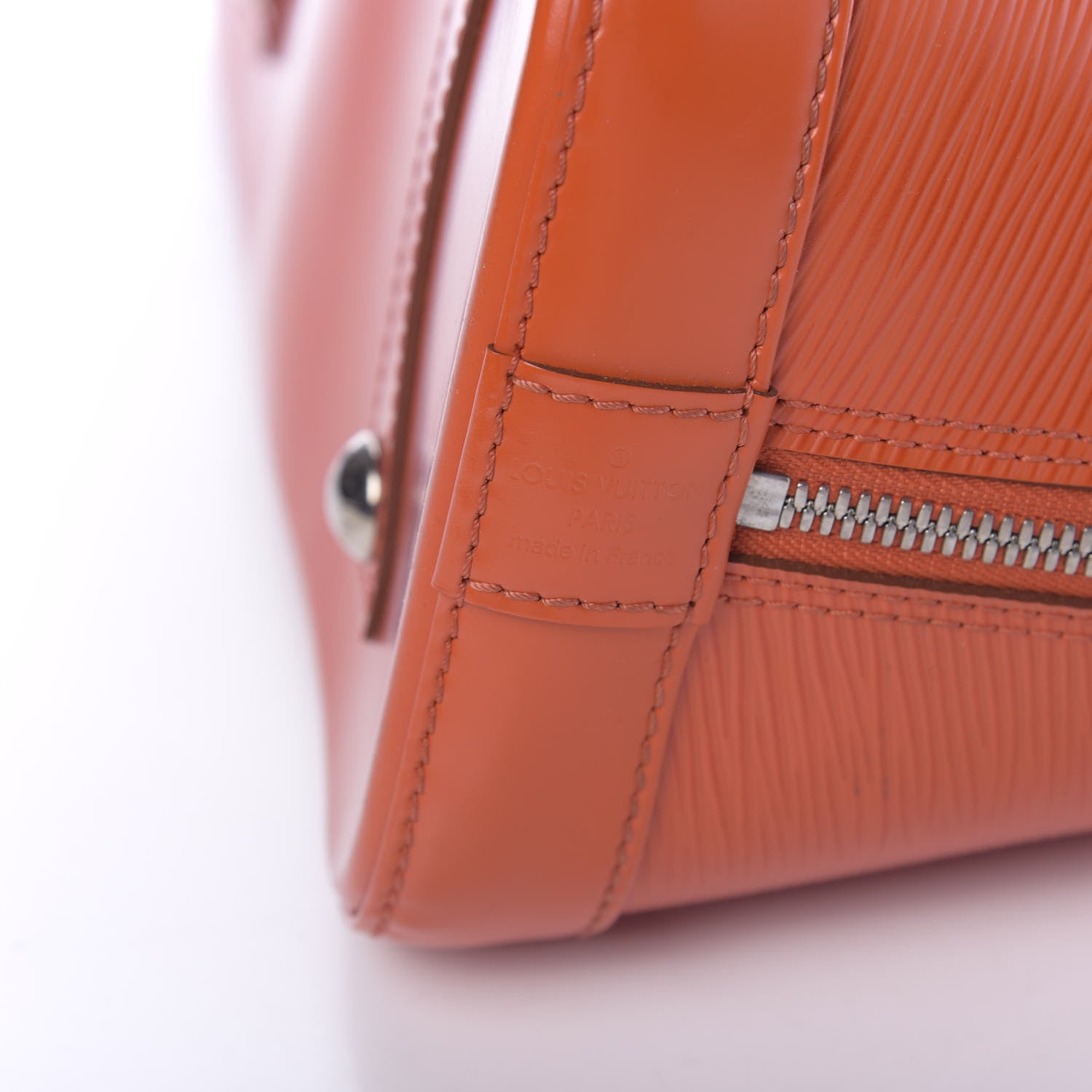 Louis Vuitton Epi Alma PM Piment 6 of 11