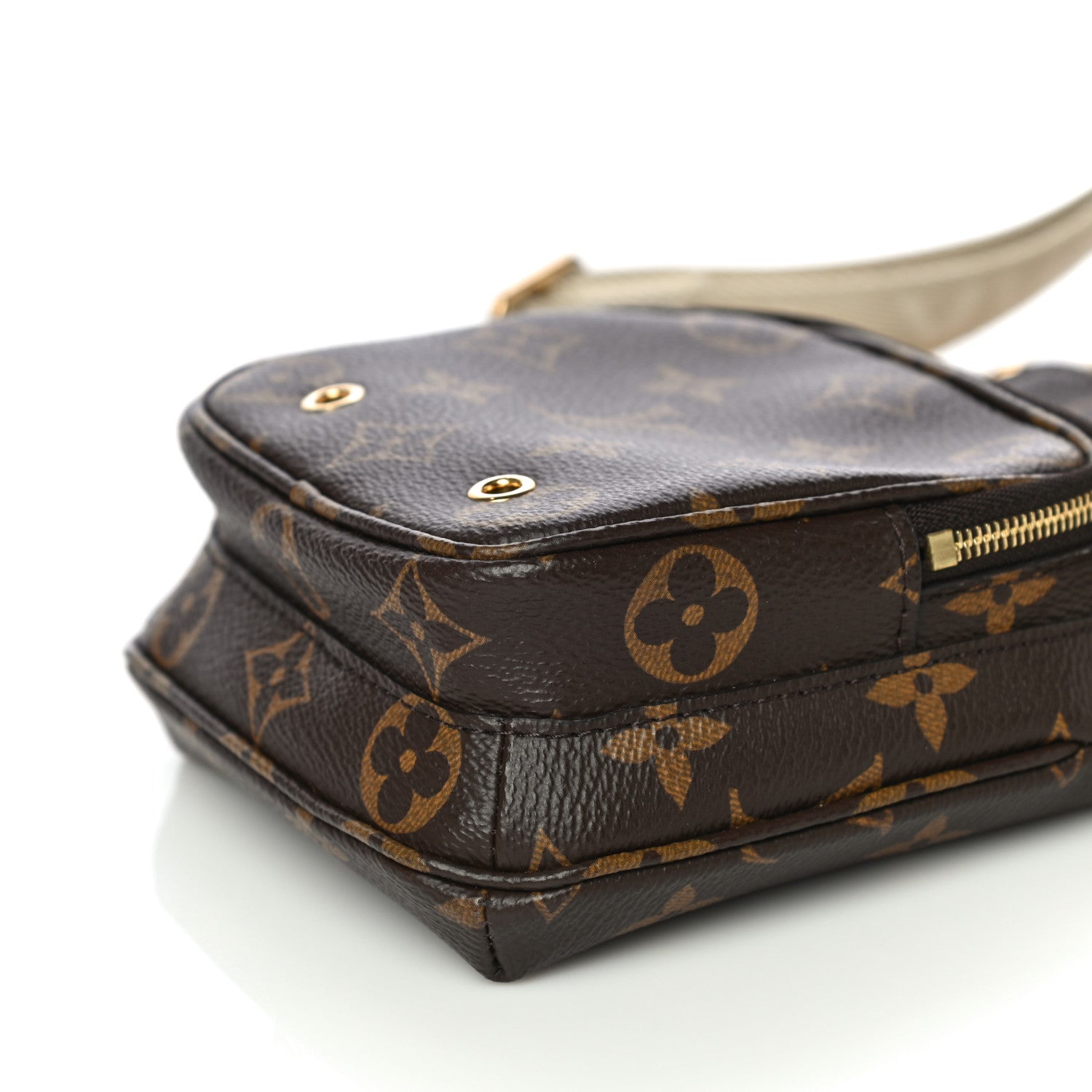 Louis Vuitton Monogram Utility Phone Sleeve 9 of 11