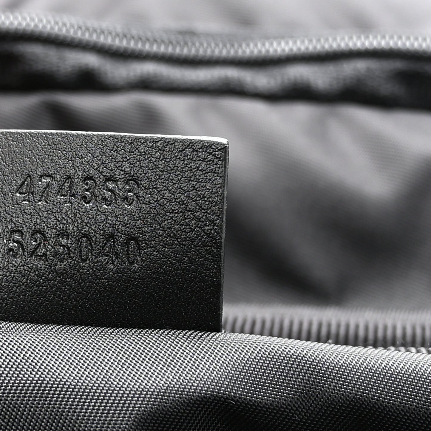 GG Supreme Monogram Gran Turismo Suitcase Black Grey