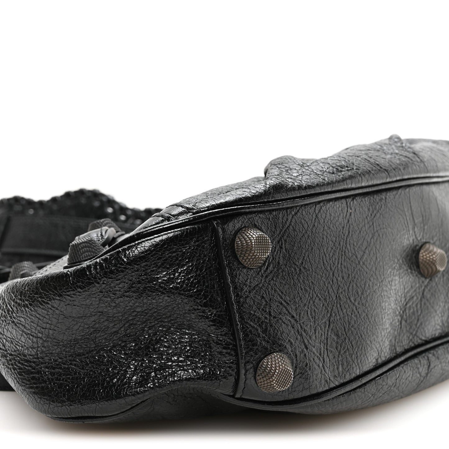 Agneau Arena Monochrome Small Le Cagole Shoulder Bag Black