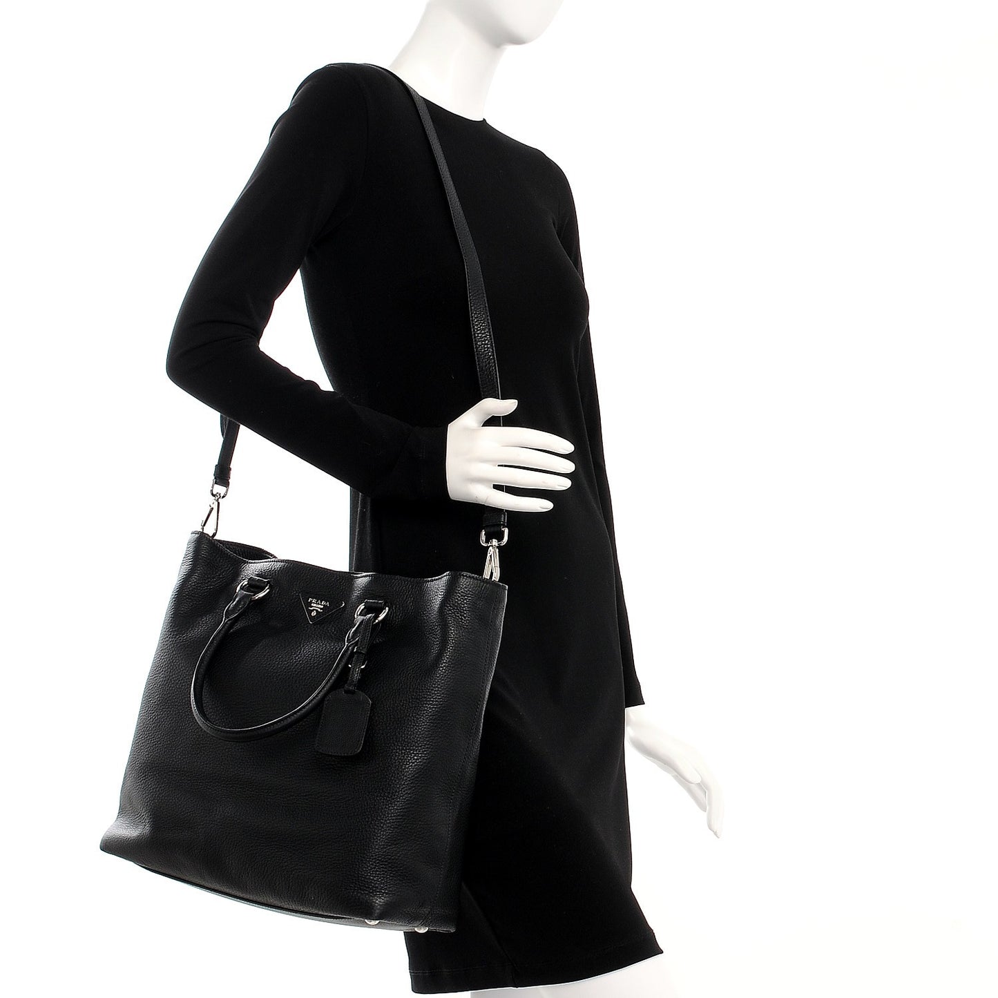 Vitello Daino Tote Nero Black