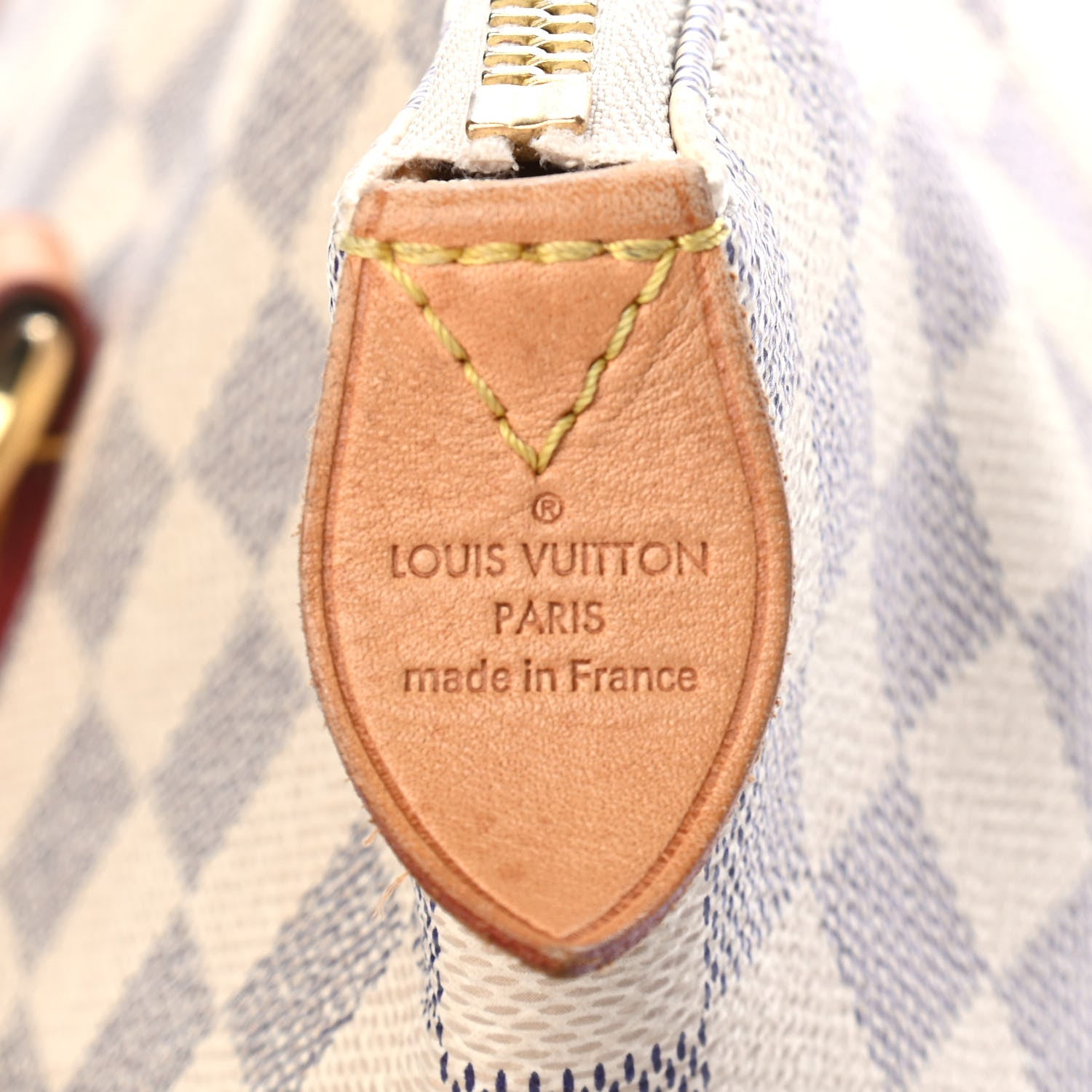 Louis Vuitton Damier Azur Totally MM 6 of 9